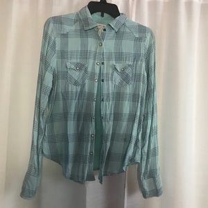 American Eagle button down shirt
